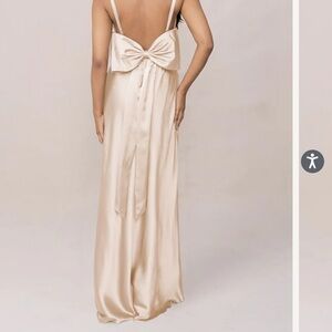 Elegant Gold Backless Gown